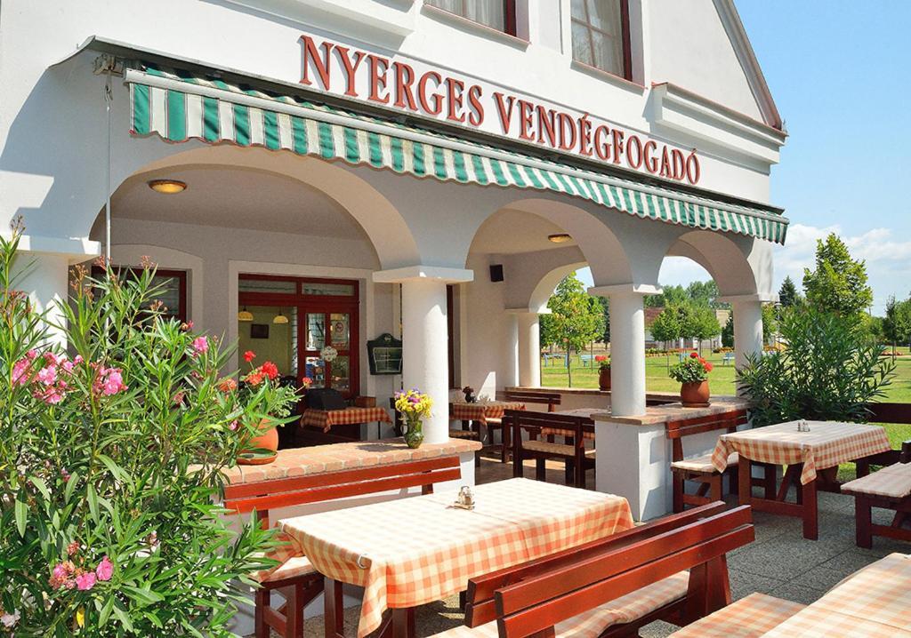 Nyerges Vendegfogado Bed and Breakfast Hegykő Exteriör bild